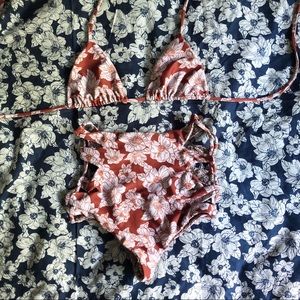 SOLD 💐 ACACIA • Rust Mag. Humuhumu & Queens Set